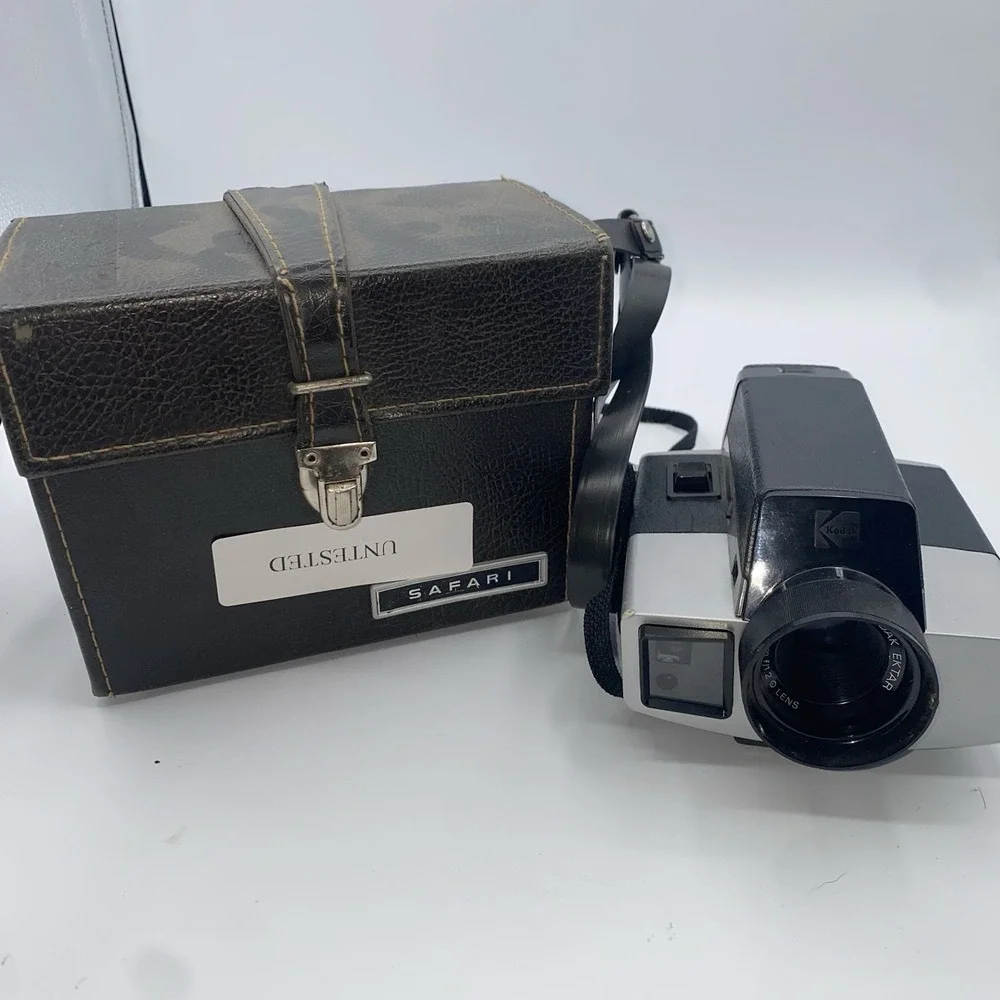 Vintage Kodak XL330 Super 8 Movie Camera Made in USA Untested 1960s